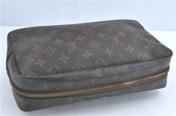 Auth Louis Vuitton Monogram Trousse Toilette 28 Clutch Hand Bag M47522 LV J1296