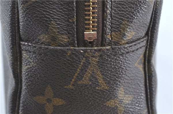Auth Louis Vuitton Monogram Trousse Toilette 28 Clutch Hand Bag M47522 LV J1296