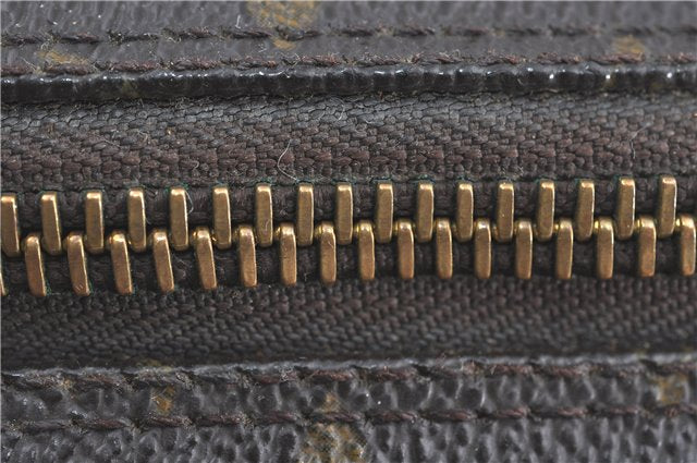 Auth Louis Vuitton Monogram Trousse Toilette 28 Clutch Hand Bag M47522 LV J1296