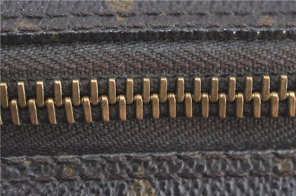 Auth Louis Vuitton Monogram Trousse Toilette 28 Clutch Hand Bag M47522 LV J1296