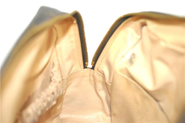 Auth Louis Vuitton Monogram Trousse Toilette 28 Clutch Hand Bag M47522 LV J1296