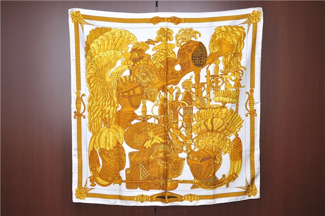 Authentic HERMES Carre 90 Scarf 