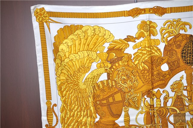 Authentic HERMES Carre 90 Scarf 