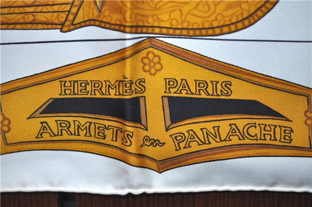 Authentic HERMES Carre 90 Scarf 