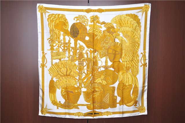 Authentic HERMES Carre 90 Scarf 