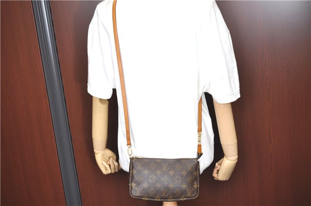 Auth Louis Vuitton Monogram Pochette Accessoires Shoulder Cross Body Pouch J1337