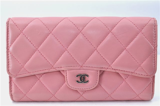 Authentic CHANEL Lamb Skin Matelasse Long Wallet Purse Light Pink CC Box J1371