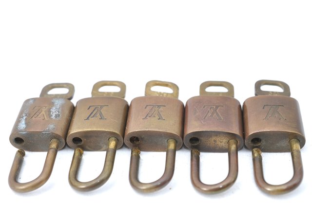 Authentic Louis Vuitton Padlock & Keys 10Set LV J1382