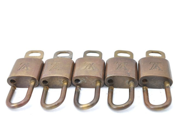 Authentic Louis Vuitton Padlock & Keys 10Set LV J1382