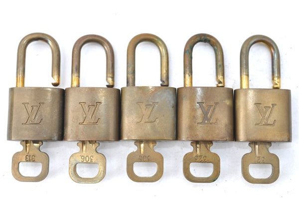 Authentic Louis Vuitton Padlock & Keys 10Set LV J1383