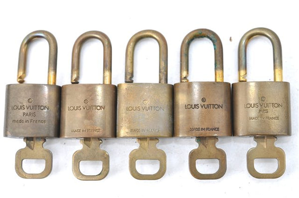 Authentic Louis Vuitton Padlock & Keys 10Set LV J1383