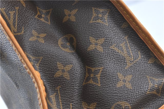 Authentic Louis Vuitton Monogram Popincourt Haut Shoulder Bag M40007 LV J1410