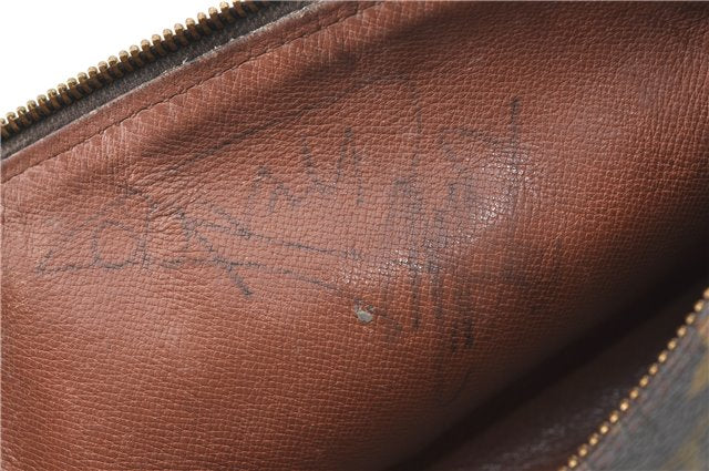 Authentic Louis Vuitton Monogram Papillon 30 Hand Bag Old Model LV J1418