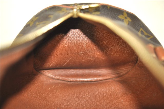 Authentic Louis Vuitton Monogram Papillon 30 Hand Bag Old Model LV J1418