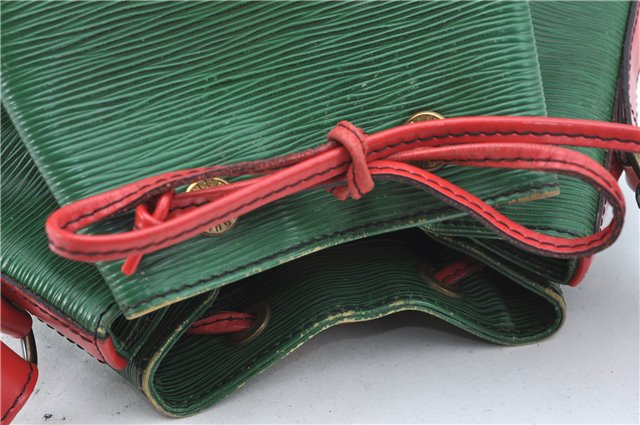 Auth Louis Vuitton Epi Petit Noe Bi-color Green x Red M44147 Shoulder Bag J1433
