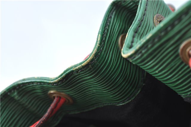 Auth Louis Vuitton Epi Petit Noe Bi-color Green x Red M44147 Shoulder Bag J1433