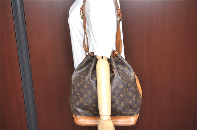 Authentic Louis Vuitton Monogram Noe Shoulder Bag M42224 LV J1472