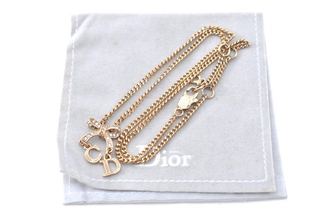 Authentic Christian Dior Ribbon Gold Tone Chain Pendant Necklace CD J1479