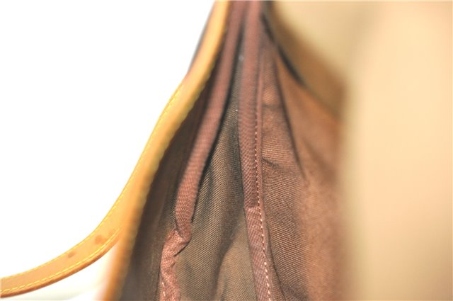 Auth Louis Vuitton Monogram Saumur 30 Shoulder Cross Body Bag M42256 LV J1509