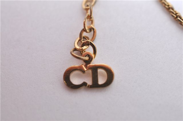 Authentic Christian Dior Gold Tone Chain Pendant Necklace CD J1620