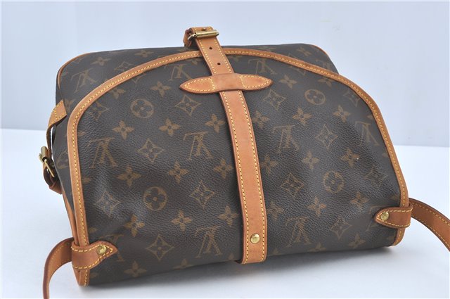 Auth Louis Vuitton Monogram Saumur 30 Shoulder Cross Body Bag M42256 LV J1682