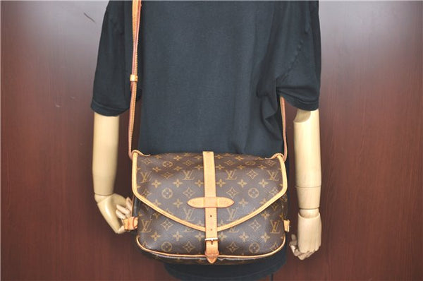 Auth Louis Vuitton Monogram Saumur 30 Shoulder Cross Body Bag M42256 LV J1682