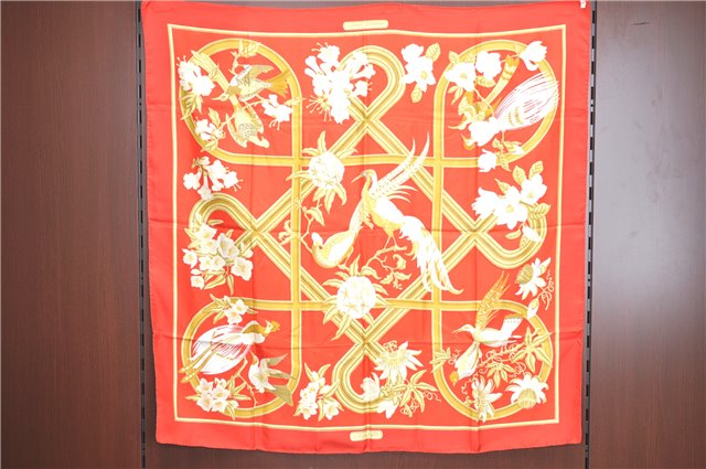 Authentic HERMES Carre 90 Scarf 