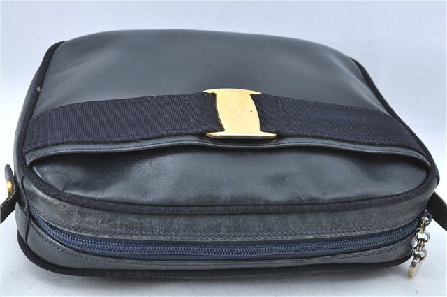 Auth Salvatore Ferragamo Vara Shoulder Cross Bag Purse Leather Navy Blue J1781