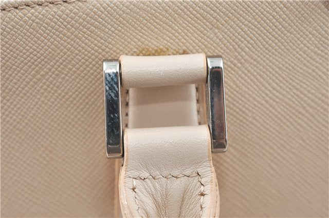 Authentic BURBERRY Vintage Leather Hand Bag Purse Ivory J1796