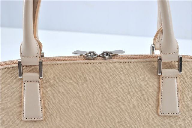 Authentic BURBERRY Vintage Leather Hand Bag Purse Ivory J1796