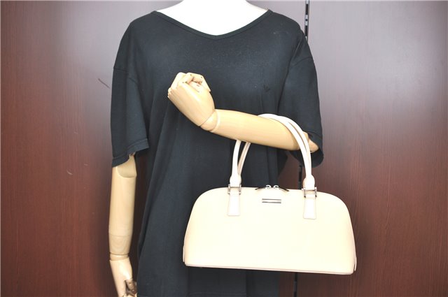 Authentic BURBERRY Vintage Leather Hand Bag Purse Ivory J1796