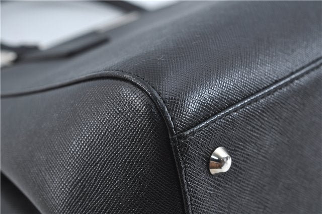 Authentic BURBERRY Vintage Leather Shoulder Hand Bag Purse Black J1803