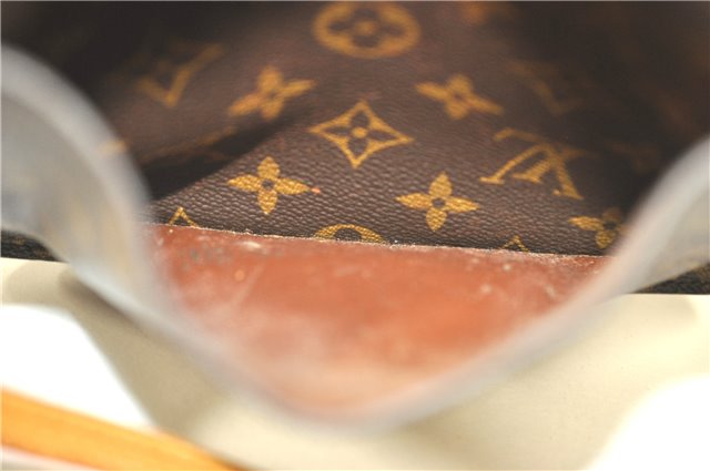 Auth Louis Vuitton Monogram Saint Cloud MM Shoulder Cross Bag M51243 LV J1820