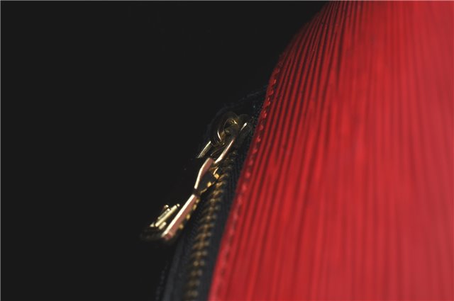 Auth Louis Vuitton Epi Saint Cloud GM Shoulder Cross Bag Red M52197 LV J1836