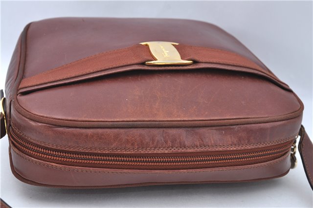 Auth Salvatore Ferragamo Vara Shoulder Cross Body Bag Purse Leather Brown J1866