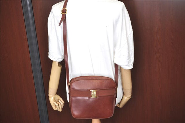 Auth Salvatore Ferragamo Vara Shoulder Cross Body Bag Purse Leather Brown J1866