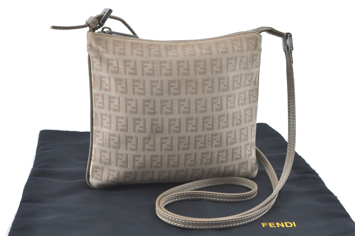 Auth FENDI Zucchino Shoulder Cross Body Bag Purse Canvas Leather Beige J1886