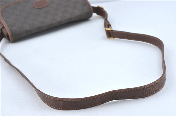 Authentic GUCCI Shoulder Cross Body Bag Purse GG PVC Leather Brown Junk J1921