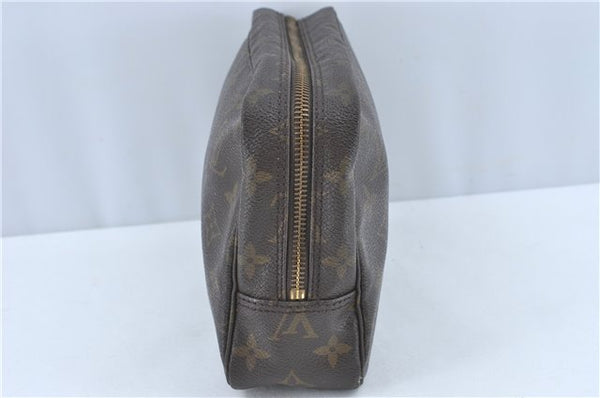 Auth Louis Vuitton Monogram Trousse Toilette 23 Clutch Hand Bag M47524 LV J1953