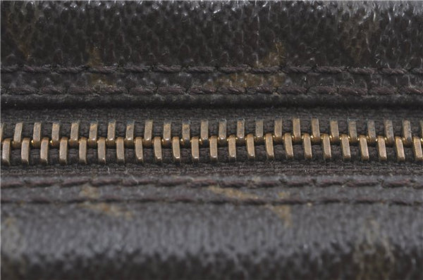 Auth Louis Vuitton Monogram Trousse Toilette 23 Clutch Hand Bag M47524 LV J1953