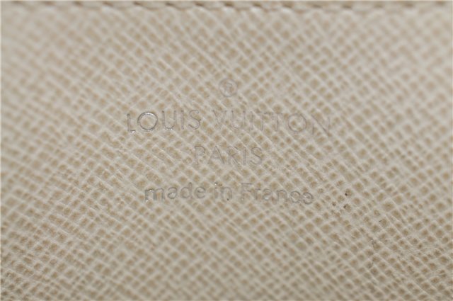 Authentic Louis Vuitton Epi Zippy Coin Purse White M6015J LV J2065