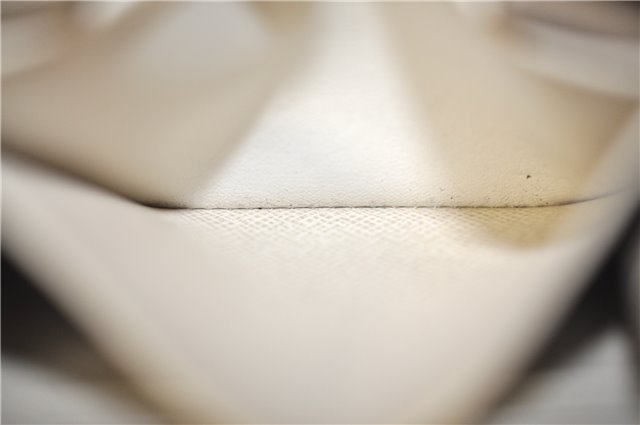 Authentic Louis Vuitton Epi Zippy Coin Purse White M6015J LV J2065