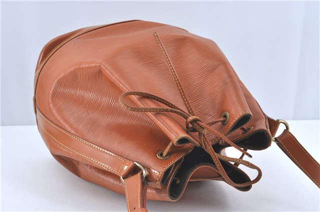 Authentic Louis Vuitton Epi Noe Shoulder Bag Brown M44028 LV J2132