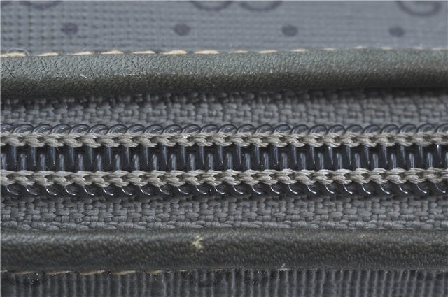 Authentic GUCCI Micro GG PVC Leather Shoulder Cross Body Bag Purse Gray J2135