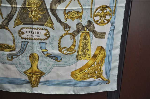 Authentic HERMES Carre 90 Scarf 