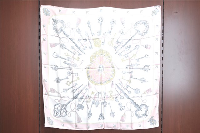 Authentic HERMES Carre 90 Scarf 