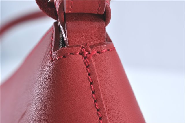 Authentic BURBERRY Vintage Leather Shoulder Hand Bag Purse Red J2289