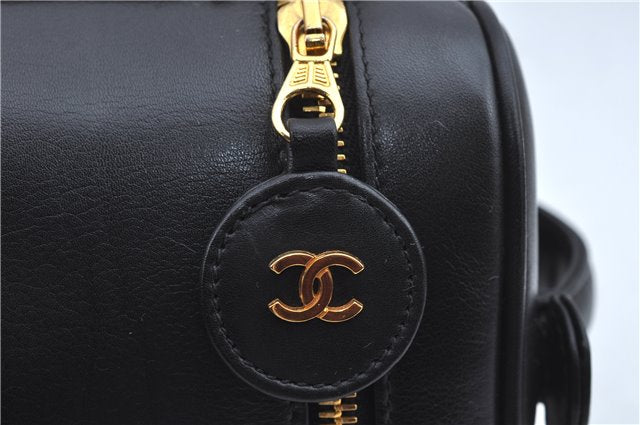 Authentic CHANEL Calf Skin Bicolore CC Logo Vanity Case Bag Black J2307