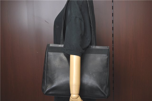 Authentic Salvatore Ferragamo Vara Leather Shoulder Tote Bag Navy Blue SF J2408