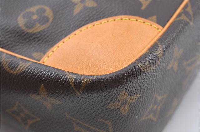 Auth Louis Vuitton Monogram Trocadero 30 Shoulder Cross Body Bag M51272 LV J2438